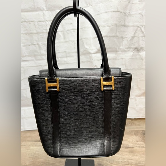 MCM Mini Bucket - Picture 5 of 9